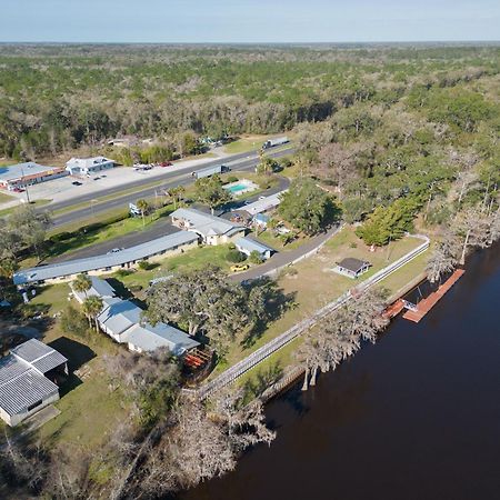 Hotel Suwannee Gables à Old Town Extérieur photo