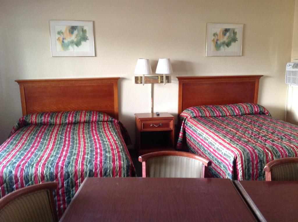 Hotel Suwannee Gables à Old Town Extérieur photo