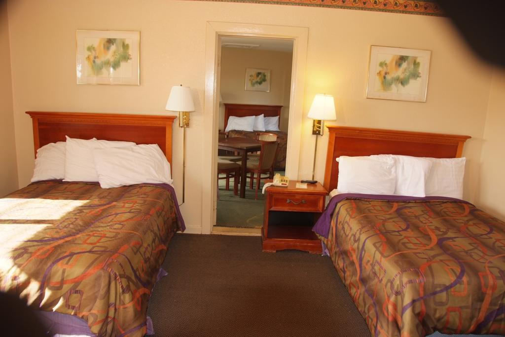 Hotel Suwannee Gables à Old Town Extérieur photo